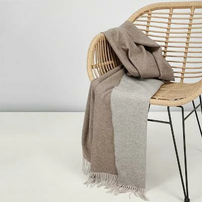 Eagle Decke Kaschmir-Schurwolle 13112/116 Kaschmir-Wolle, Braun-greige meliert, Grau-braun 2 Eagle Decke Kaschmir-Schurwolle 13112/116 Kaschmir-Wolle, Braun-greige meliert, Grau-braun – Bild 2