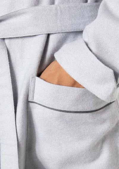 Novila Hausmantel Lord 9605/046/9 Flanell, Platin meliert, Platin 4 Novila Hausmantel Lord 9605/046/9 Flanell, Platin meliert, Platin – Bild 4